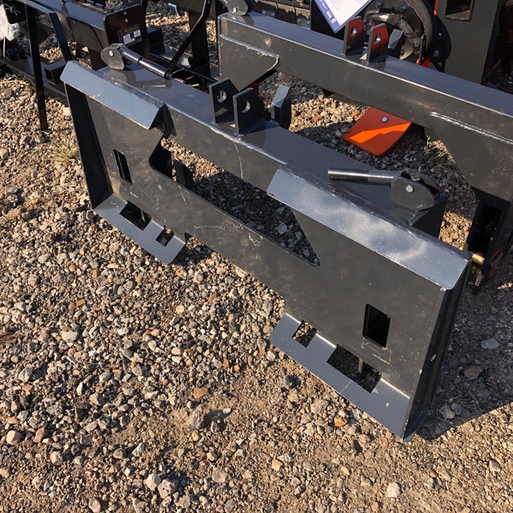 #82 • SKID STEER to 3 PT CONVERTER PLATE