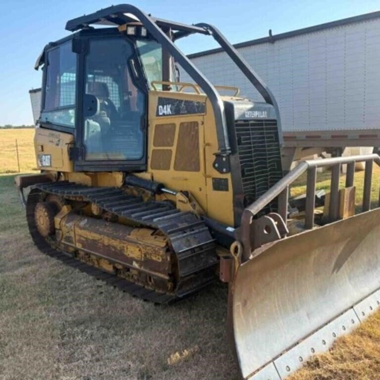 2014 - Caterpilar D4K2 XL Dozer