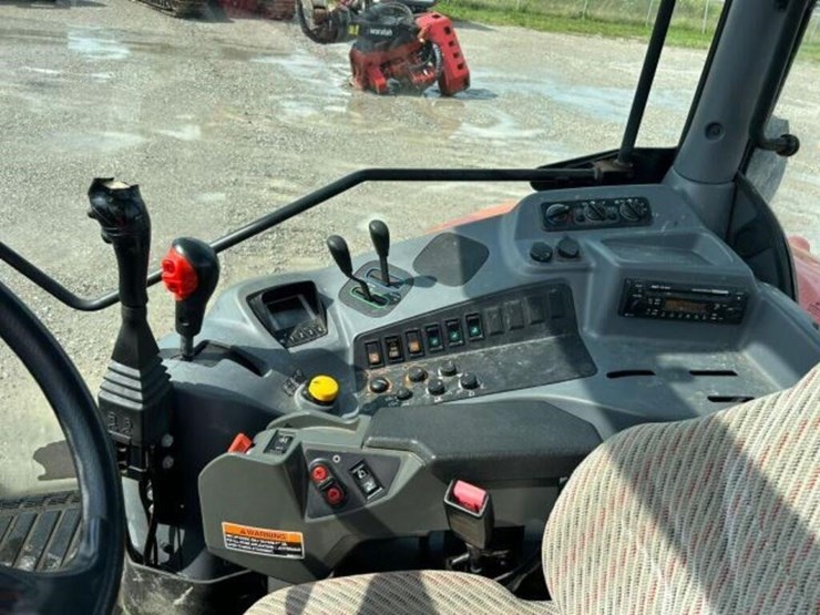 2018-kubota-m6-141-image-11