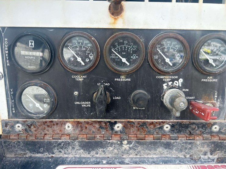 2016-international-durastar-4300-image-76