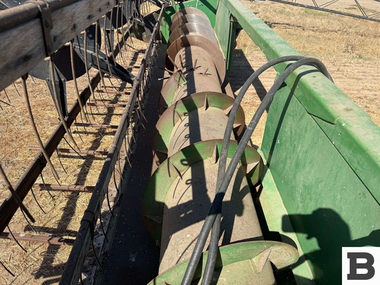 john-deere-14-image-16
