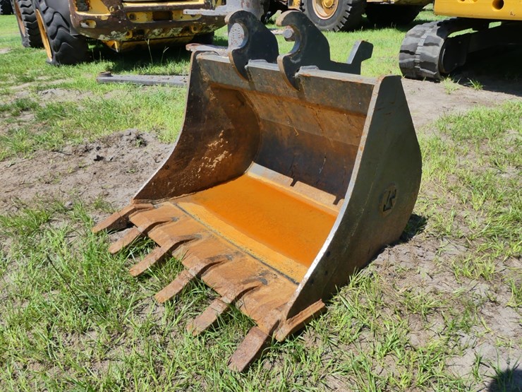 john-deere-34-image-1