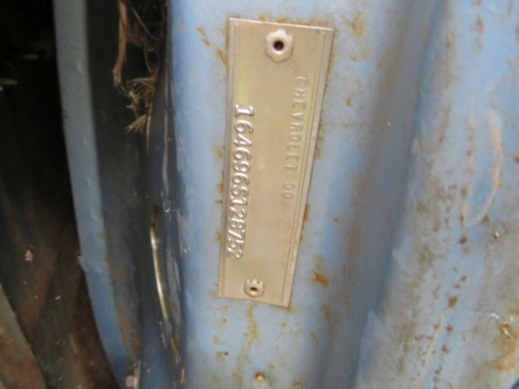 1966-chevrolet-impala-4dr-sedan-image-13