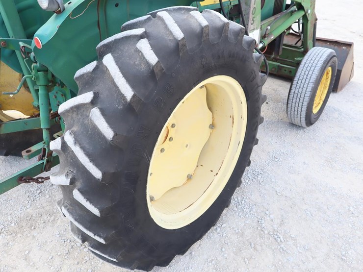 1985-john-deere-950-image-12