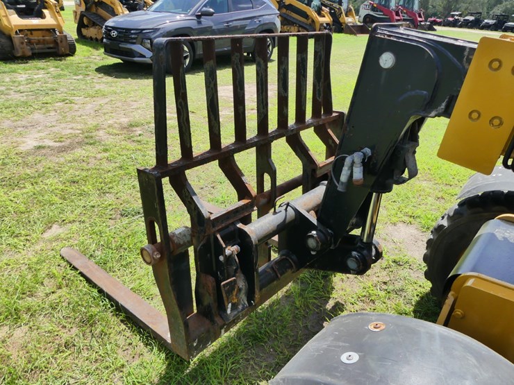 caterpillar-th255c-image-8