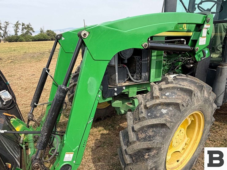 2005-john-deere-6603-image-16