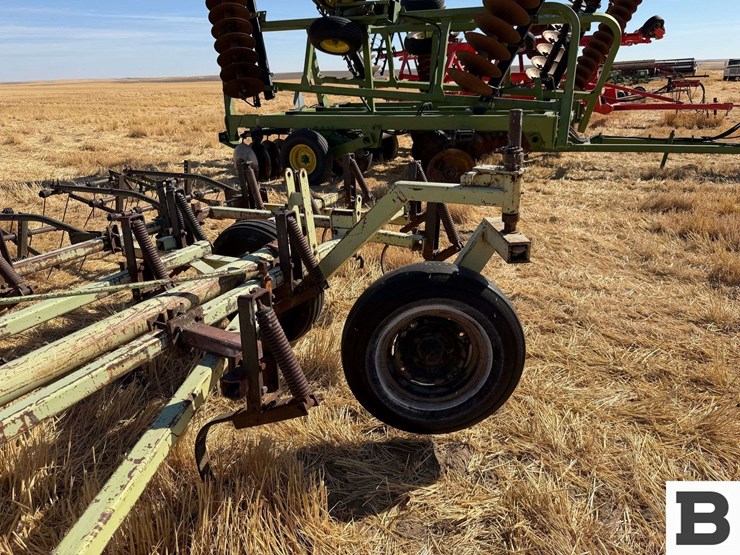 calkins-40'-field-cultivator-image-12