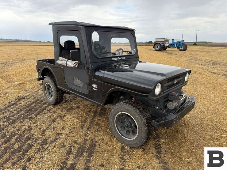 2022-mahindra-roxor-4x4-utv-image-7