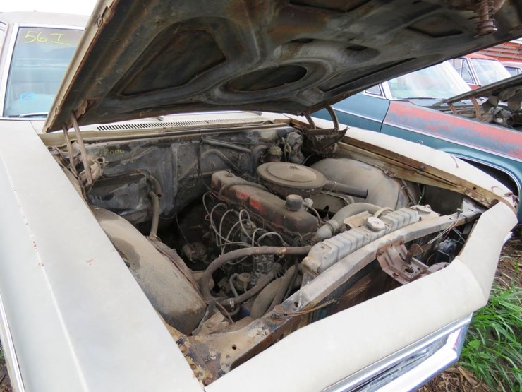 1966-chevrolet-biscayne-4dr-sedan-image-9