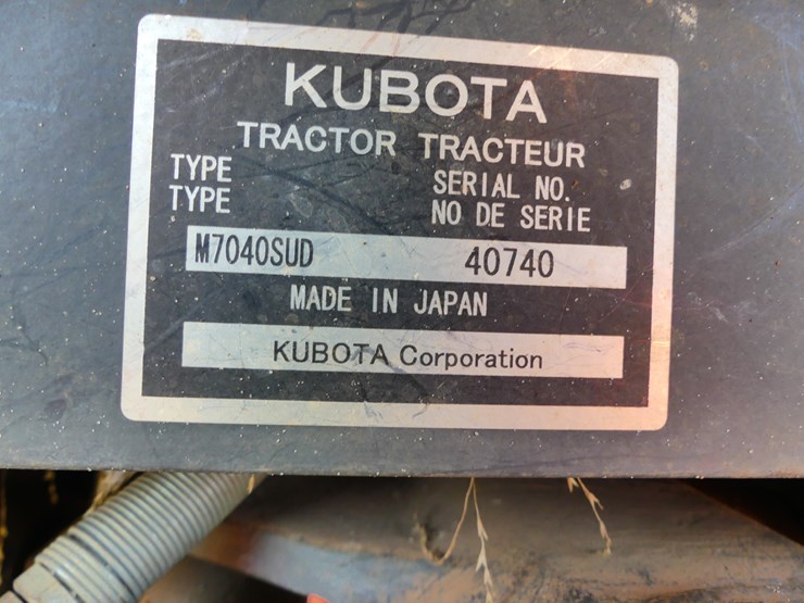 2012-kubota-m7040-image-18