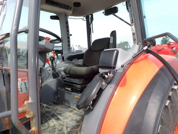 2021-kubota-m4-071-image-11