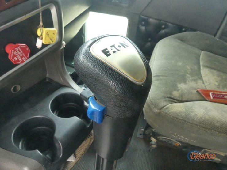 2007-kenworth-t800-image-24