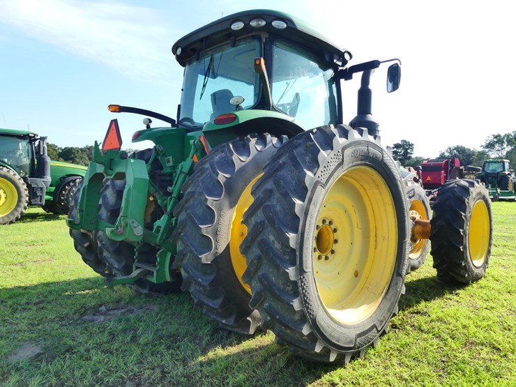 2014-john-deere-8370r-image-3