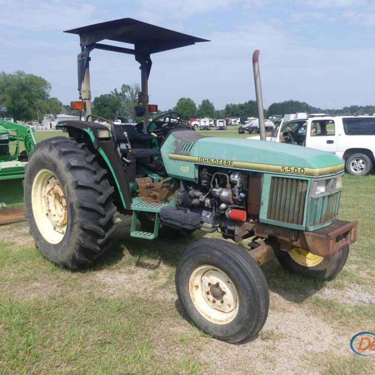 JOHN DEERE 2