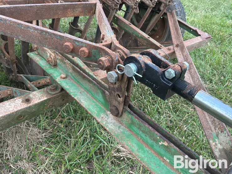 john-deere-750-image-15