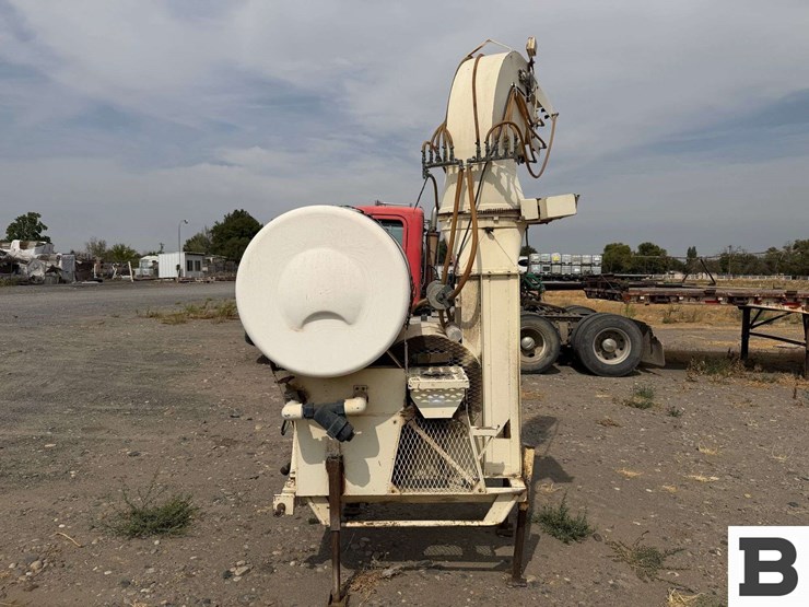 ag-tech-crop-sprayer---hermiston,-or-image-2
