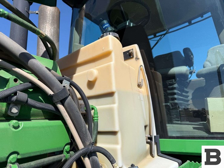 2004-john-deere-9520t-image-60