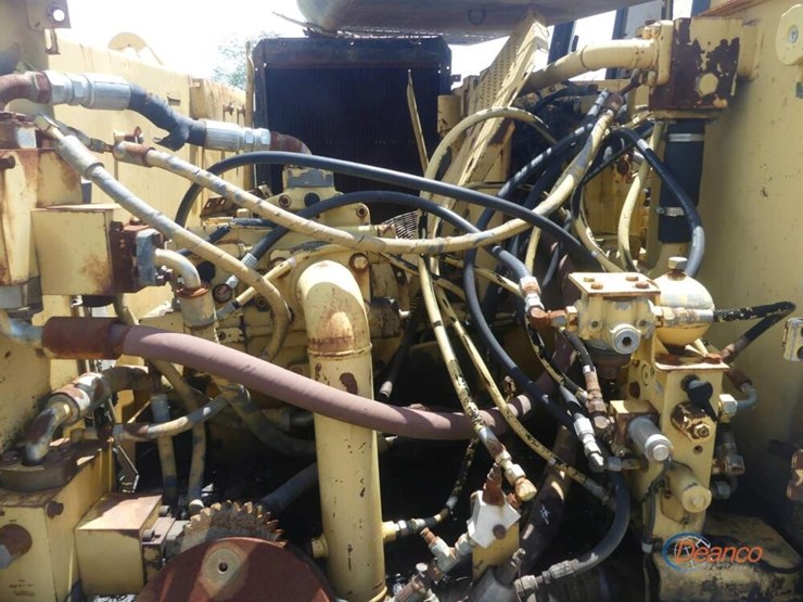 caterpillar-320l-image-9
