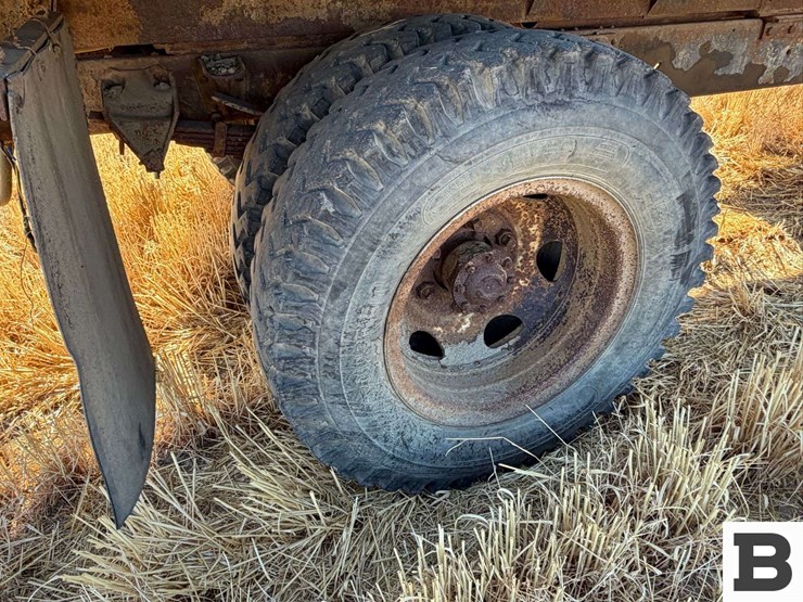 1973-ford-f600-image-15