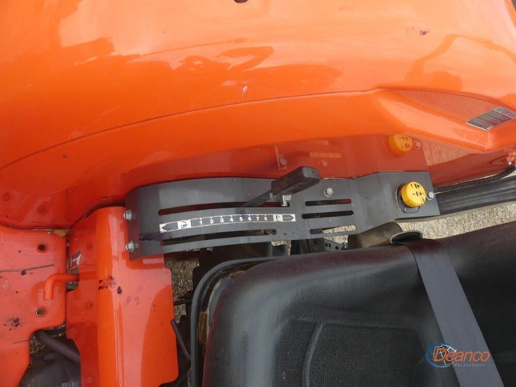 2016-kubota-l4701dt-image-24