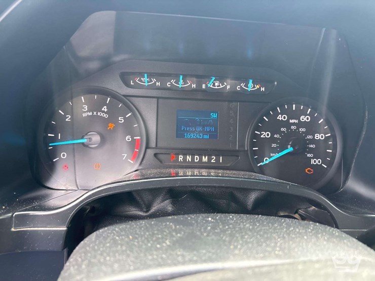 2019-utility-flatbed-image-13