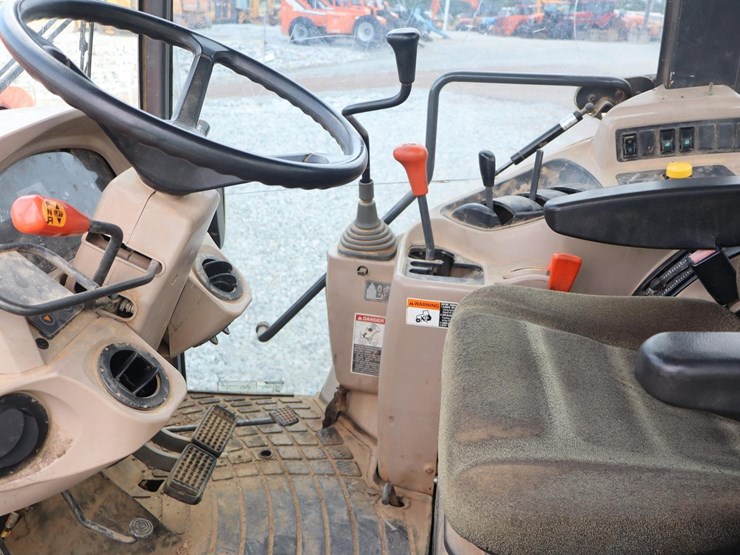 2013-kubota-m9960d-image-14