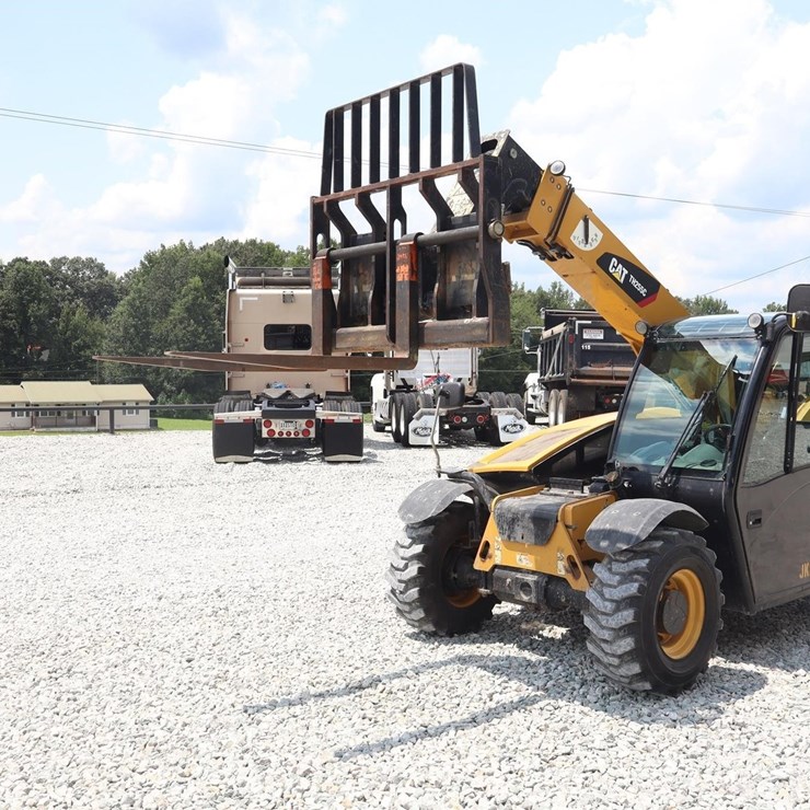 2016 CATERPILLAR TH255C