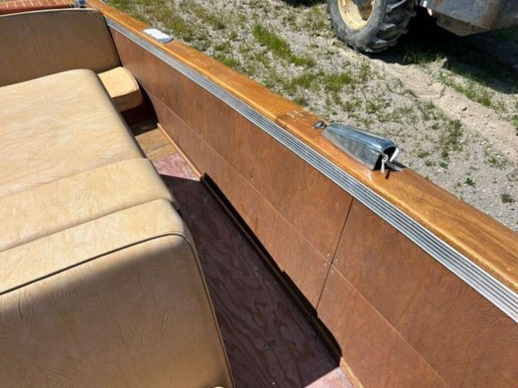 century-antique-wooden-18-ft-power-boat-image-55