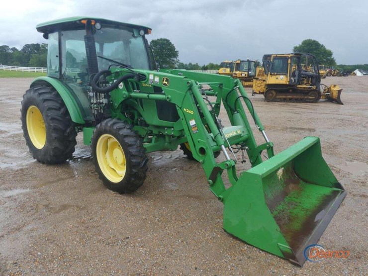 2016-john-deere-5065e-image-1