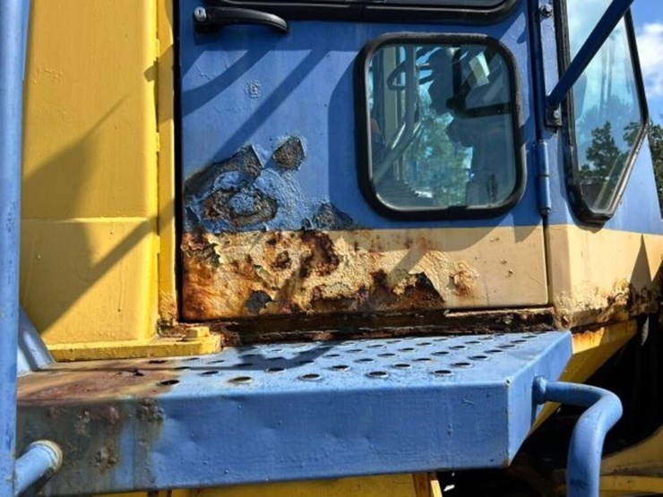 1989-komatsu-wa320-1-image-68