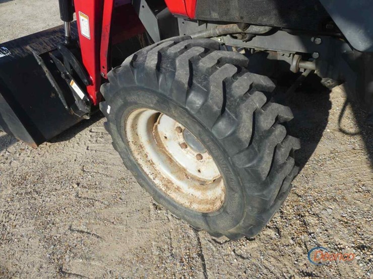massey-ferguson-1533-image-6