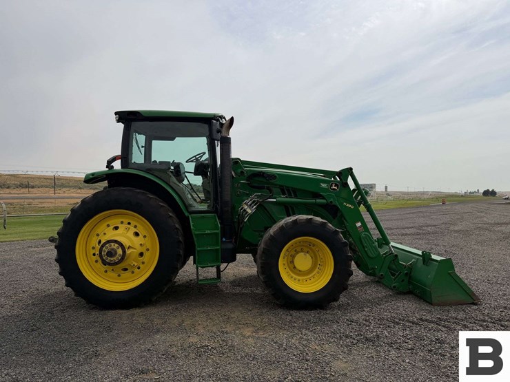 2015-john-deere-6210r-image-6