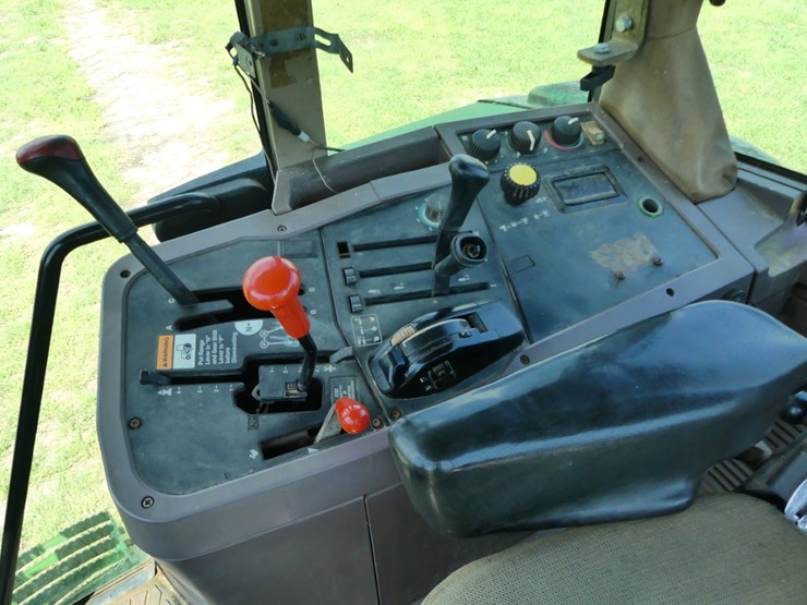 john-deere-7400-image-15