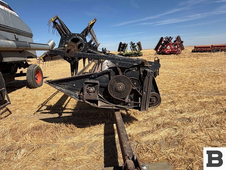 1981-allis-chalmers-gleaner-n-series-header-image-8