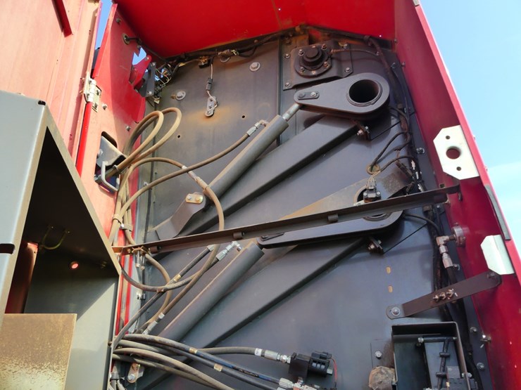 massey-ferguson-2956-image-15