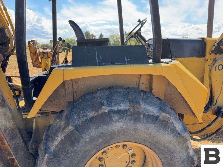 1987-deere-710b-image-38
