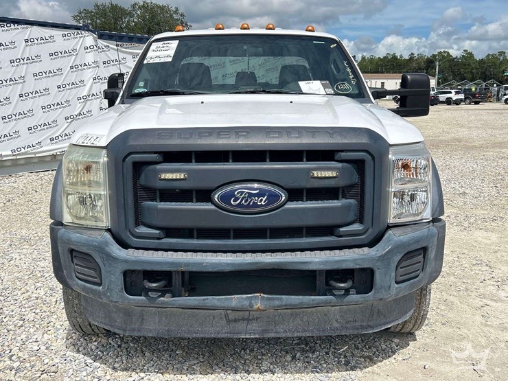2016-ford-f550-image-28