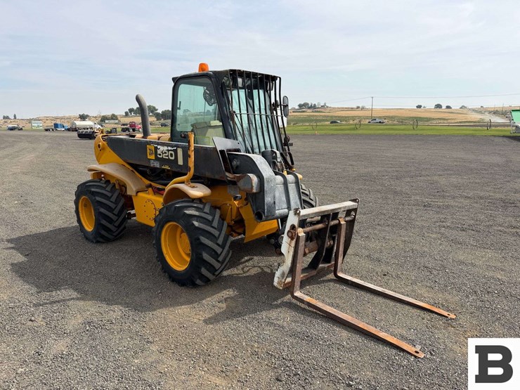jcb-520-image-6