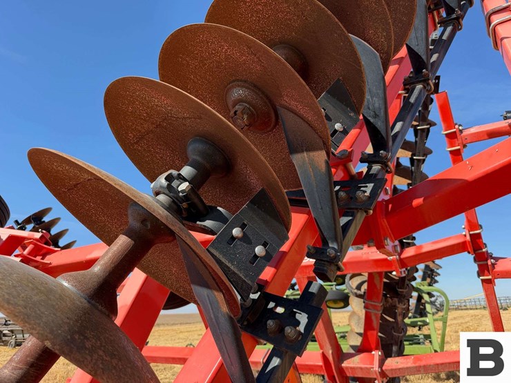 2012-kuhn-krause-8200-twin-offset-disc-image-34