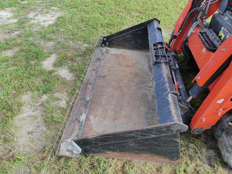 2024-kubota-svl65-2-image-11