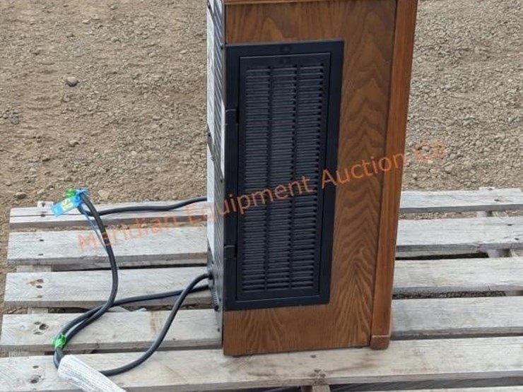 electric-oak-heater-w/-fan-&-remote-image-7
