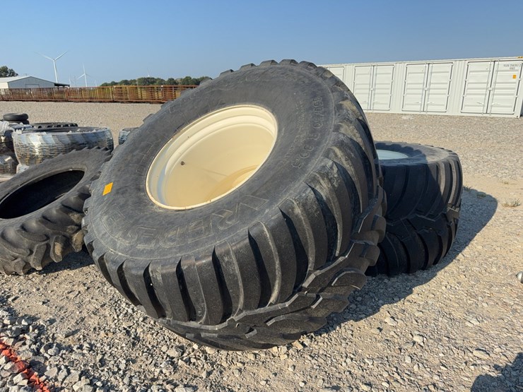 #52578-•-lot-of-(2)-350/50r30.5-tires-inv#52578-image-1