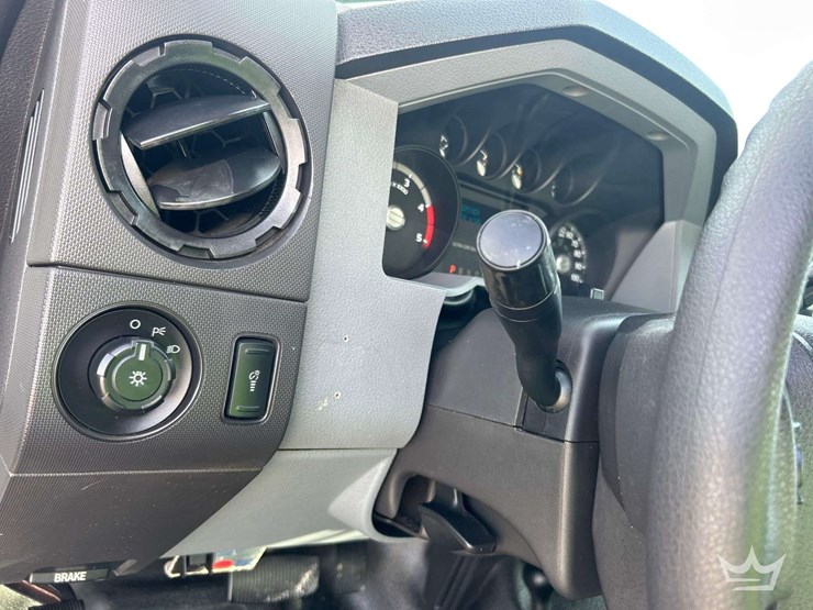 2012-ford-f550-image-23