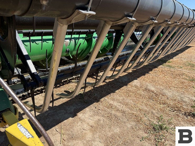 2012-john-deere-625f-image-30