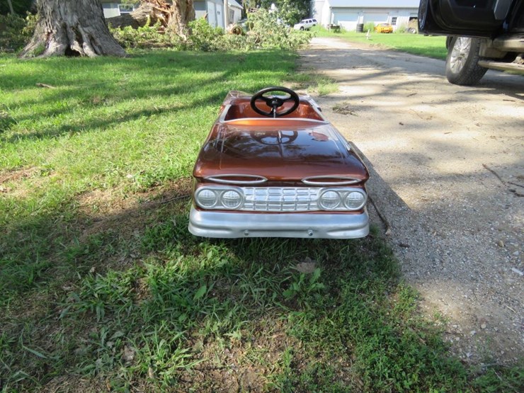 1959-chevrolet-impala-pedal-car-image-2