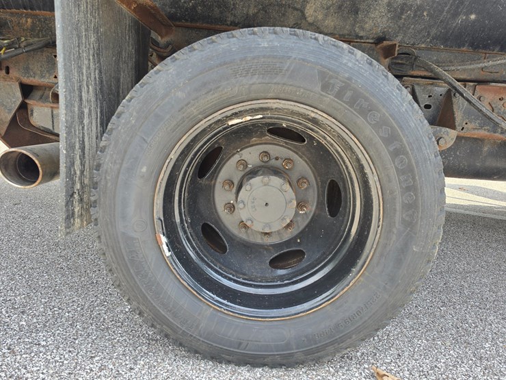 2006-ford-f550-image-72