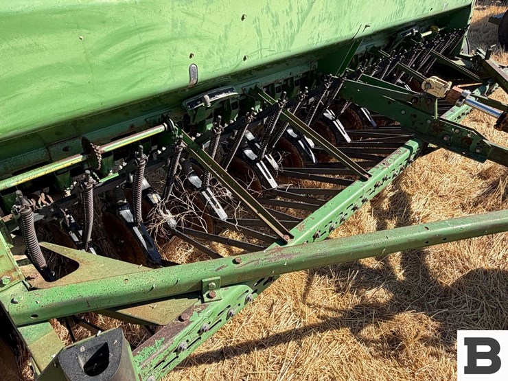 john-deere-8350-image-16