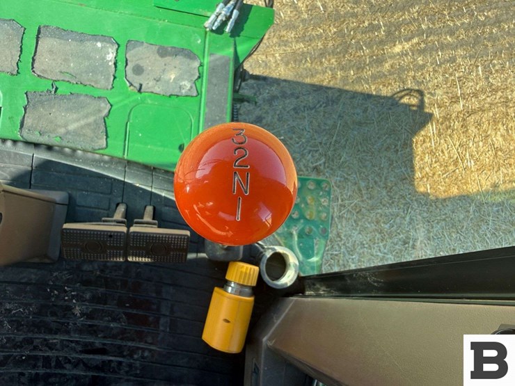 2000-john-deere-9650-sts-image-79