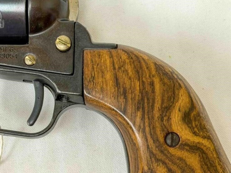 heritage-arms-rough-rider-22lr/mag-pistol-image-7