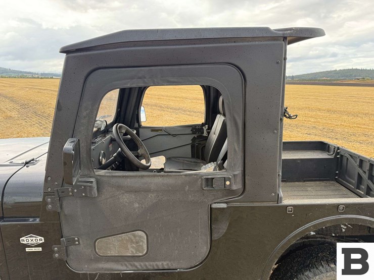 2022-mahindra-roxor-4x4-utv-image-15